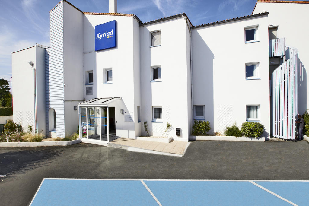 Hotel Kyriad La Rochelle Centre Ville Exterior photo